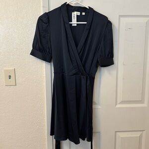 Aritzia Hyde Satin Mini dress in Dark Night Navy- size small